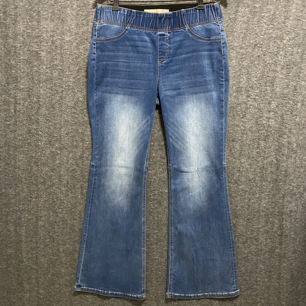 Soft Surroundings Flare Jeans Womens‎ M Pull On Comfort Stretch Boho Festival